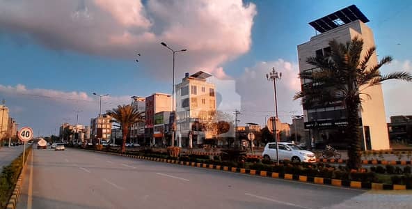 Prime Location Residential Plot Of 5 Marla In Park View City - Overseas Block For Sale