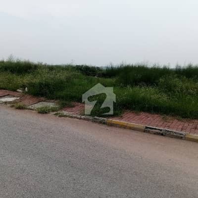 بحریہ ٹاؤن فیز 8 ۔ بلاک جے بحریہ ٹاؤن فیز 8,بحریہ ٹاؤن راولپنڈی,راولپنڈی میں 8 مرلہ رہائشی پلاٹ 80.0 لاکھ میں برائے فروخت۔ بحریہ ٹاؤن فیز 8 ۔ بلاک جے بحریہ ٹاؤن فیز 8,بحریہ ٹاؤن راولپنڈی,راولپنڈی میں 8 مرلہ رہائشی پلاٹ 80.0 لاکھ میں برائے فروخت۔