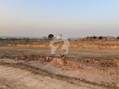 Gulberg Green Block B 04Kanal Cutting Area Near To Possession 300series Plot Available For Sale Gulberg Green Block B 04Kanal Cutting Area Near To Possession 300series Plot Available For Sale