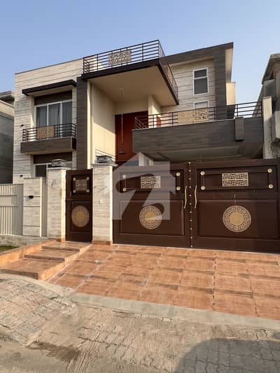 1 Kanal Basement House For Sale
