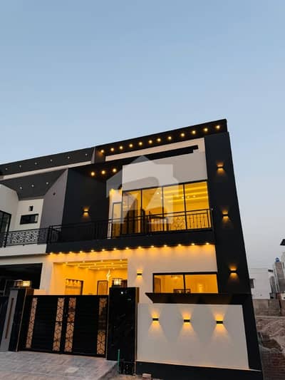 05 Marla Brand New Luxurious Designer House For Sale In Buch Executive Villas Multan