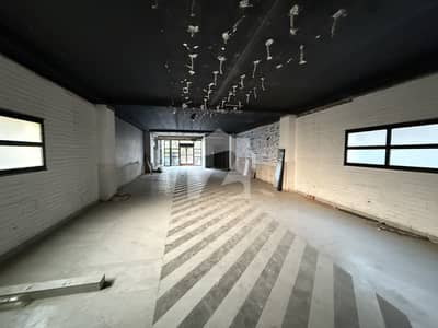3000 SQ. FT. Ground Shop For Rent