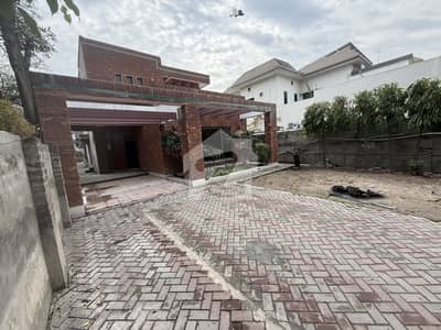 2 Kanal House For Rent