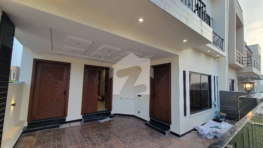 8 Marla Brand New Sollar installed House