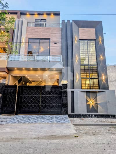 Unique 5-Bed 5 Marla Ultra-Modern Bungalow for Sale Brand New Max Space Design
