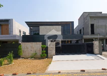 Prime Location House Is Available For sale In DHA Phase 7 - Block U