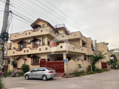 7 Marla Corner + Main Boulevard Triple Storey House