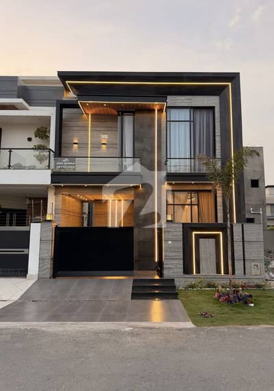 5 MARLA BRAND NEW ULTRA MODERN DESIGN HOUSE FOR SALE IN DHA RAHBER