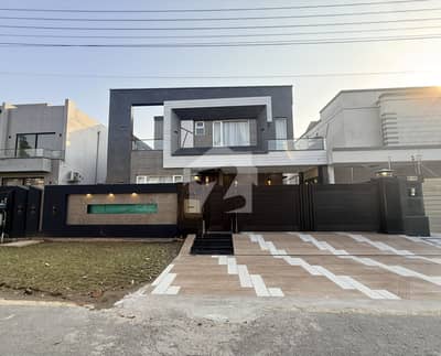 1 KANAL BRAND NEW ULTRA MODERN DESIGN HOUSE FOR SALE IN EME SOCIETY