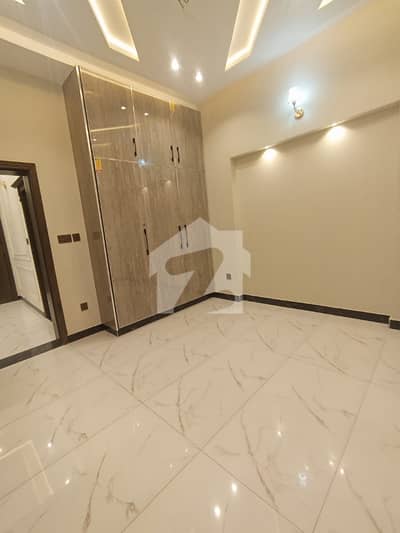 10 Marhla Upper Portion For Small Family Sprite Gate Independent Portion With Lower Portion Rentil Family Very Reasonable Option VViP LOCTION  NEAR TO MOSQUE, PARK,& MARKET