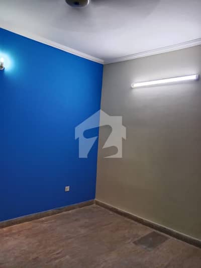 KHAYBAN-E-AMEEN FIVE MARLA HOUSE IS AVAILABLE FOR RENT
