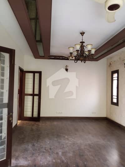 500 Sq. Yds 6 Bed Bungalow For Sale in DHA Phase 6 Karachi