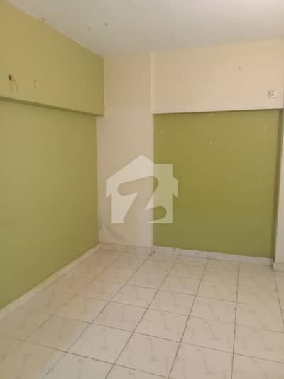 2 Bed DD Flat Available For Sale