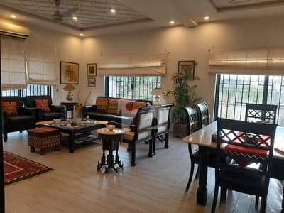 18 Marla Corner Designer House For Sale In Bani gala