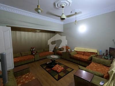 Prime Location 120 Square Yards House In Scheme 33 Is Available For Sale