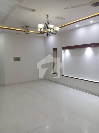 10 Marla Corner Upper Portion For Rent