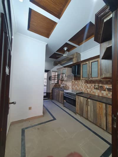5 MarlaBasement For Rent