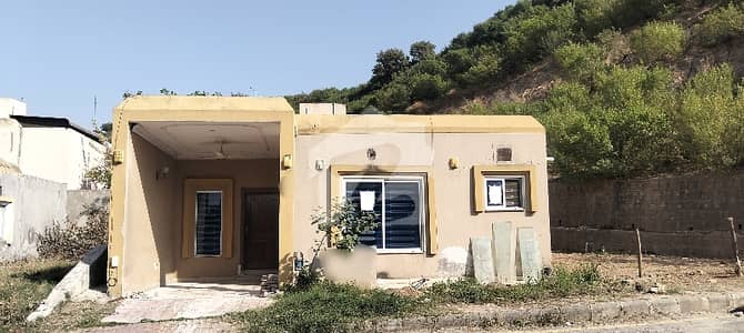 Spacious House Is Available In Bahria Town Phase 8 - Safari Homes For rent