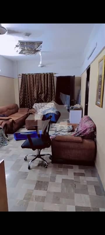 Flat Is Available For Sale In Gulistan-E-Jauhar Block 13
