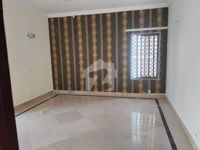 ای ۔ 11/4 ای ۔ 11,اسلام آباد میں 6 کمروں کا 1 کنال مکان 4.0 لاکھ میں کرایہ پر دستیاب ہے۔