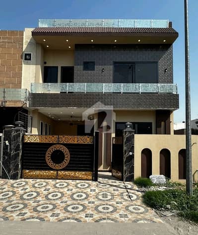 سٹی ہاؤسنگ فیز 3 - بلاک ایف ایف سٹی ہاؤسنگ - فیز 3,سٹی ہاؤسنگ سوسائٹی,گوجرانوالہ میں 4 کمروں کا 5 مرلہ مکان 65.0 ہزار میں کرایہ پر دستیاب ہے۔