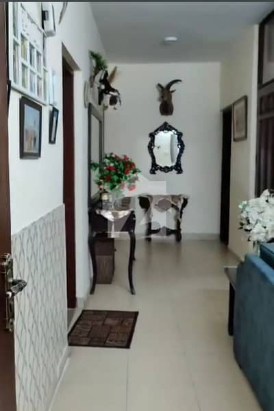10 Marla 3 Bedroom Renovated Flat 1st Floor For Sale In Askari 1 Lahore Cantt