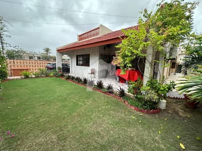 DHA Phase 1 550 Yards 4 Bedrooms West Open Bungalow Is Up For Sale
