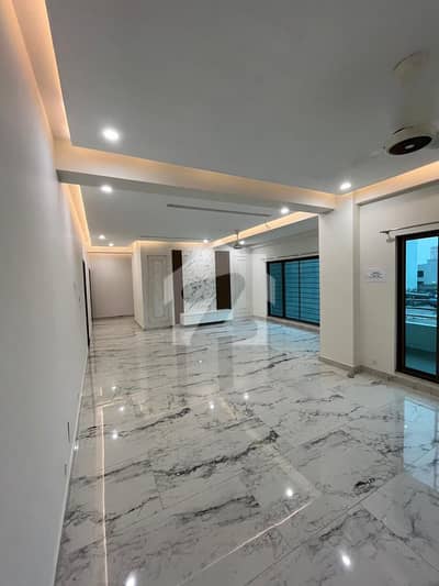 12 MARLA BRAND NEW APARTMENT AVAILABLE FOR SALE