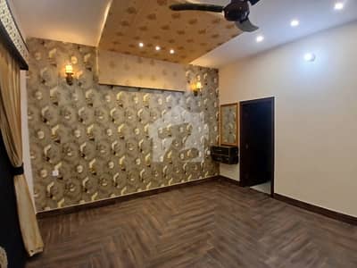 ایڈن ویلی فیصل آباد میں 3 کمروں کا 5 مرلہ مکان 2.25 کروڑ میں برائے فروخت۔