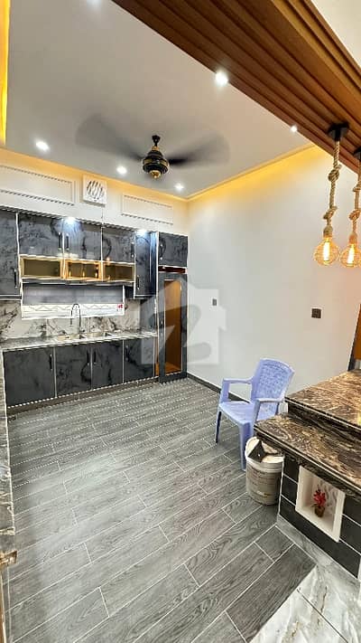 Very Nice And Beautiful House Nice Location