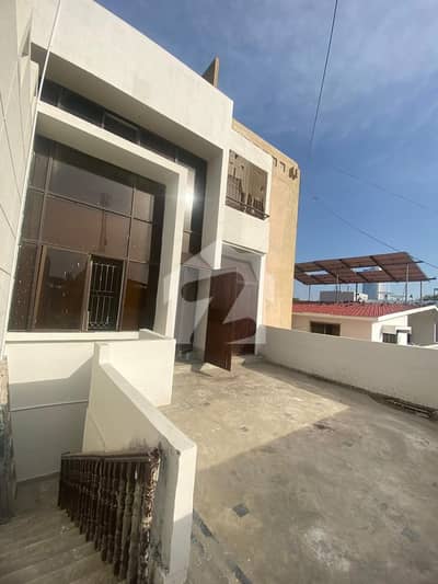 250yards House For Rent Near Hayper Star For Commercial Use