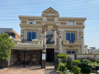 1 Kanal Luxry House In Wapda Town Block E