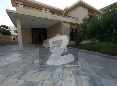 House Of 1000 Square Yards Available In DHA Phase 5 For Sale