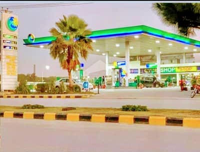 E Block Corner Plots Available For Sale