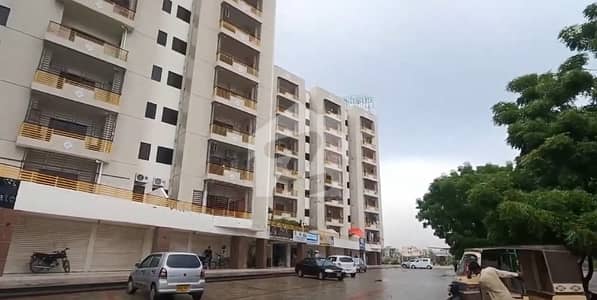 یونیورسٹی روڈ کراچی میں 2 کمروں کا 5 مرلہ فلیٹ 1.3 کروڑ میں برائے فروخت۔