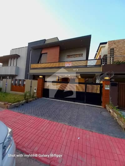 A House Of 10 Marla In Bahria Greens - Overseas Enclave - Sector 6