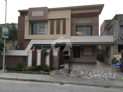 1 Kanal Used House Good Condition Available For Sale In Bahria Town Lahore.