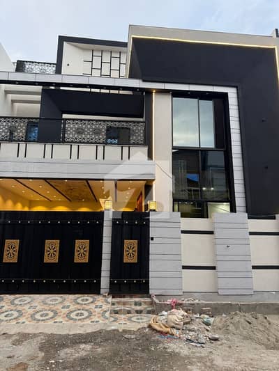 سفیان گارڈن ورسک روڈ,پشاور میں 6 کمروں کا 8 مرلہ مکان 3.4 کروڑ میں برائے فروخت۔