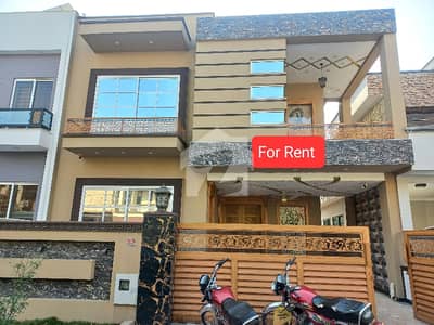 Brand New 10 Marla Ground Portion For Rent In Bahria Town Phase 3