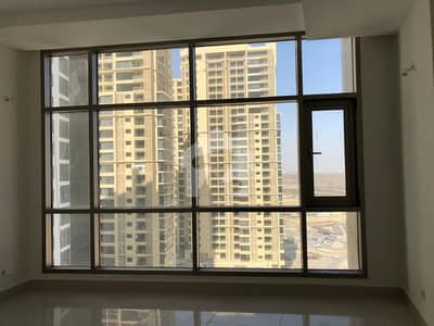 Prime Location Emaar Reef Towers 2190 Square Feet Flat Up For Sale