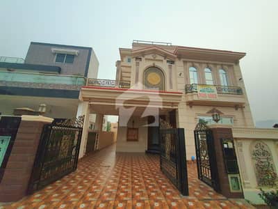 10 Marla Luxury Spanish House For Sale In Wapda Town Phase 1 Lahore
