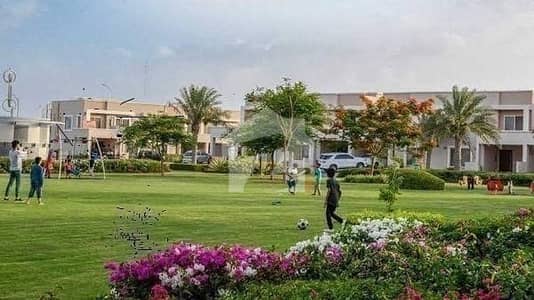 3Bed DDL 200sq yd Villa FOR SALE. All amenities nearby including Parks, Mosques and Gallery