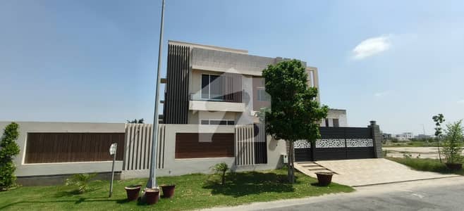 Get This Amazing Prime Location 35 Marla House Available In DHA Phase 1 - Sector R