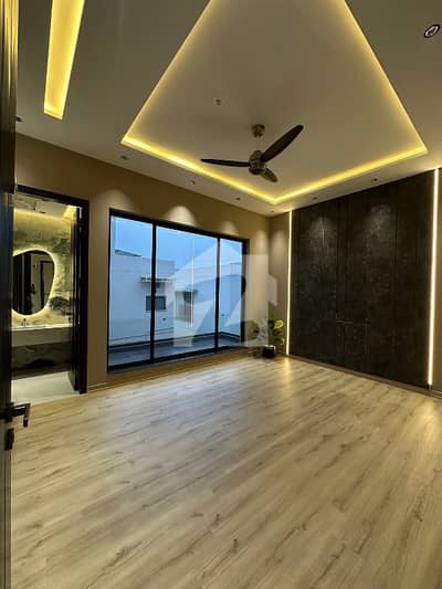 3 Bed Dd 400 Sq Yd West Open Bran New Portion In Gulshan Block 13D