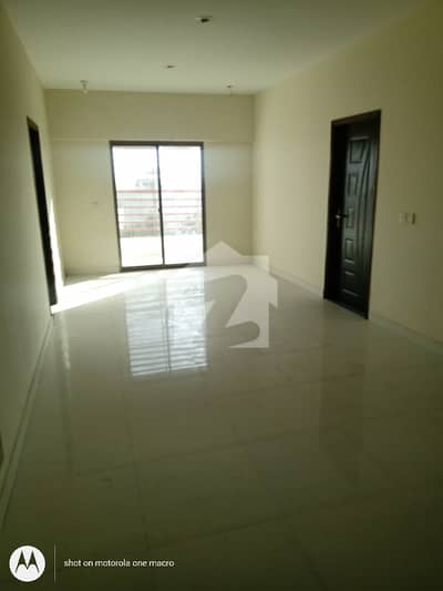 Gold Front Block 10 Gulshan Iqbal Flat For Sale