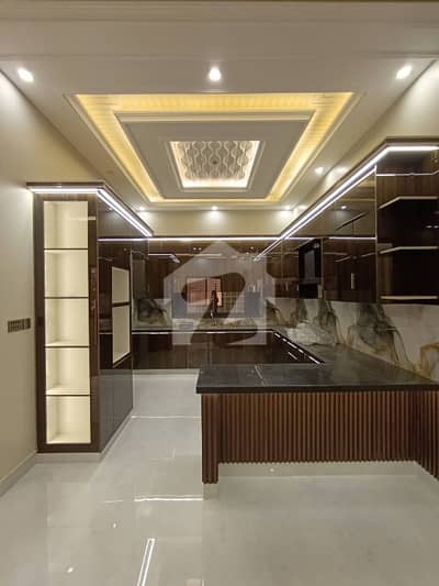 House For Sale 400 Gaz Out Class Construction In Gulshan Block 5 House For Sale 400 Gaz Out Class Construction In Gulshan Block 5