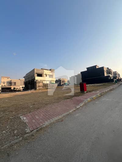 Ali Block 7 Marla Plot Available For Sale