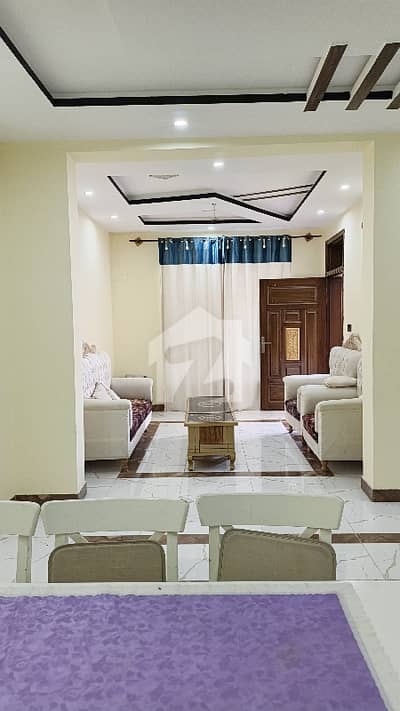 Upper Portion Well Maintained non furnished