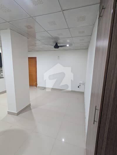 ای ۔ 11/4 ای ۔ 11,اسلام آباد میں 1 کمرے کا 2 مرلہ فلیٹ 70.0 لاکھ میں برائے فروخت۔