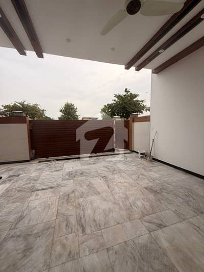 10 Marla House Available For Rent